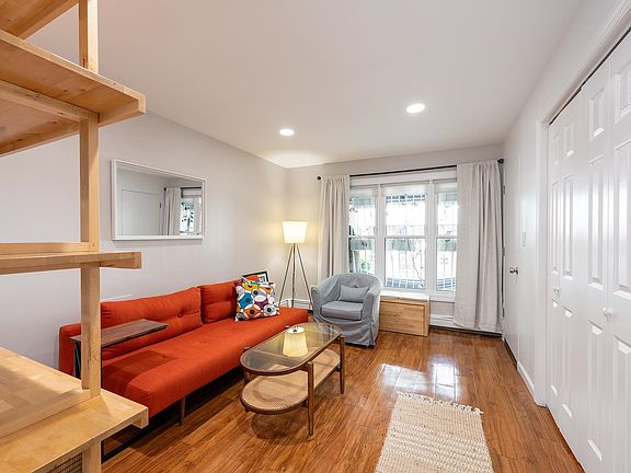 4th image of 72 Henry St APT 3A