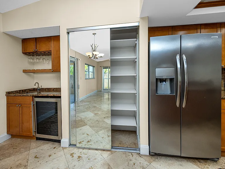 2460 Citrus Hill Rd — Photo 5