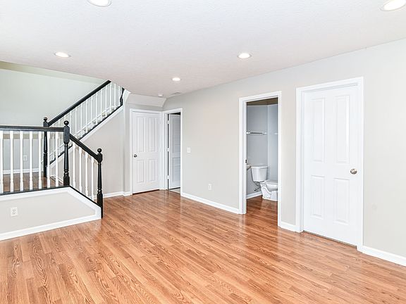4th image of 174 Straughn Ln