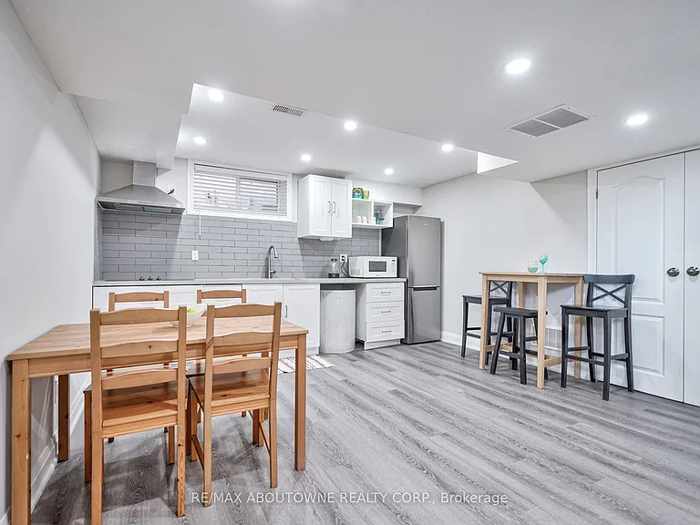 195 Greti Dr #LOWER — Photo 10
