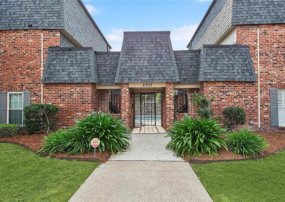 1st image of 2511 Metairie Lawn Dr #314