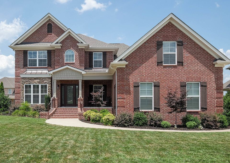 1st image of 629 Gardenia Way