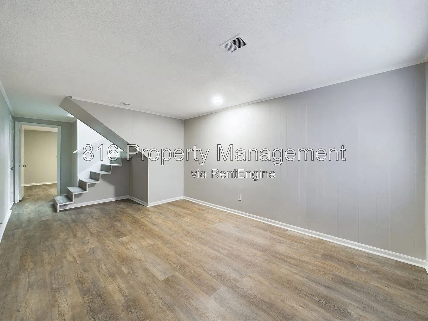 3 bed, 1.5 bath, 1400 sqft, $1,450 — Photo 1