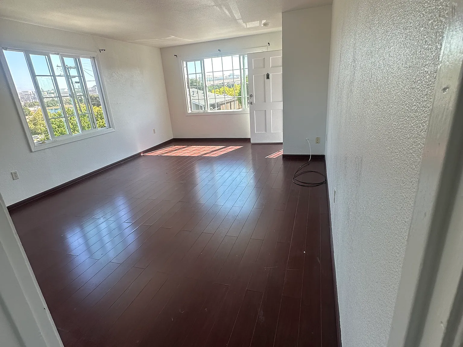 2 bed, 980 sqft, $2,600 — Photo 4