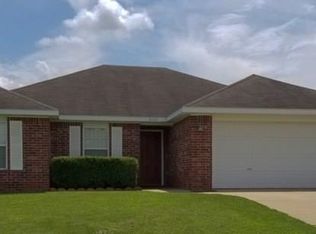 6103 SW Meadow Well Ave, Bentonville, AR 72713