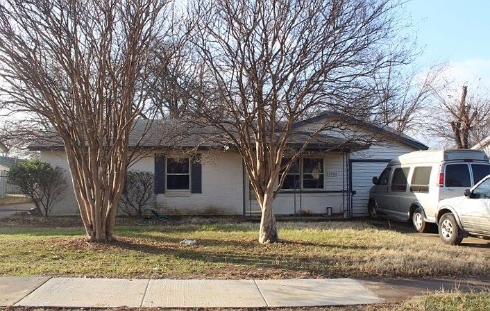 1st image of 2904 Hardy Pl