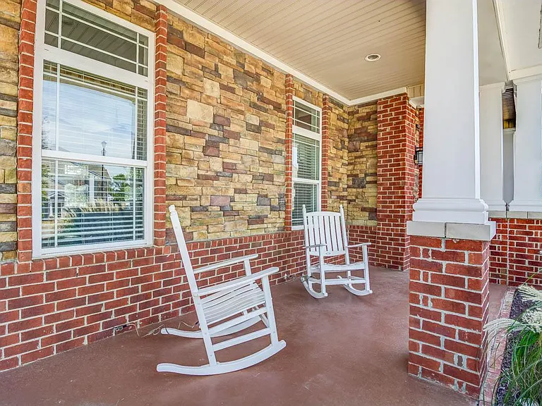 8013 Tuberose Ct — Photo 20