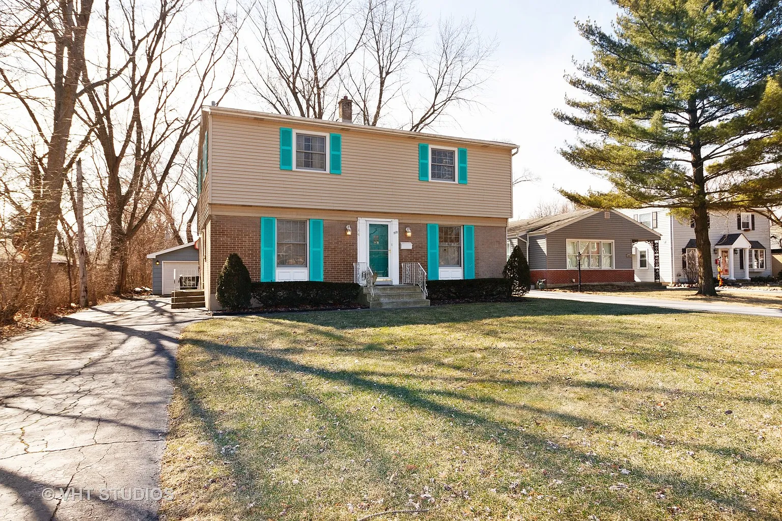 1111 Hickory Rd photo 1