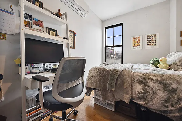 Sold by Highline Residential | media 9