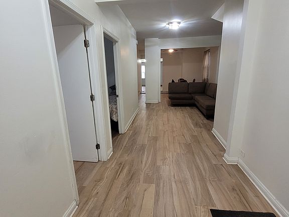 3rd image of 827 E 90th Pl Unit 1