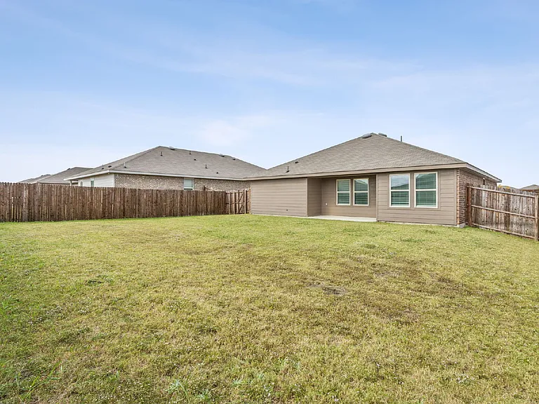 606 Wrangler Dr — Photo 23