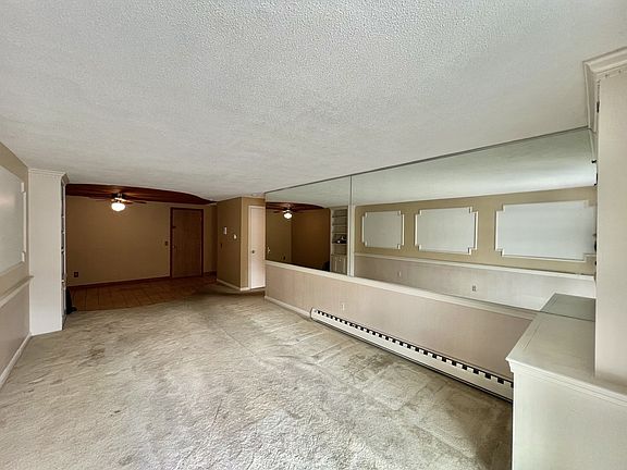 4th image of 36 Leonard Rd Unit 36