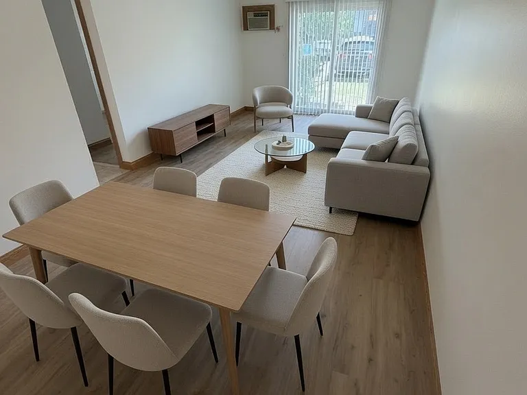 Living room/Dining room