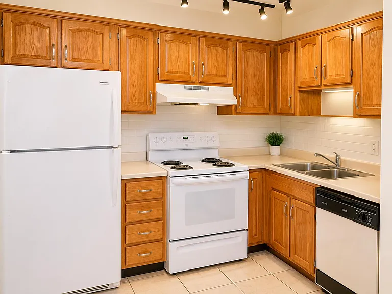11000 NW Royal Palm Blvd #1-3 — Photo 4