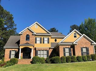 207 Lancelot Ln, Opelika, AL 36801