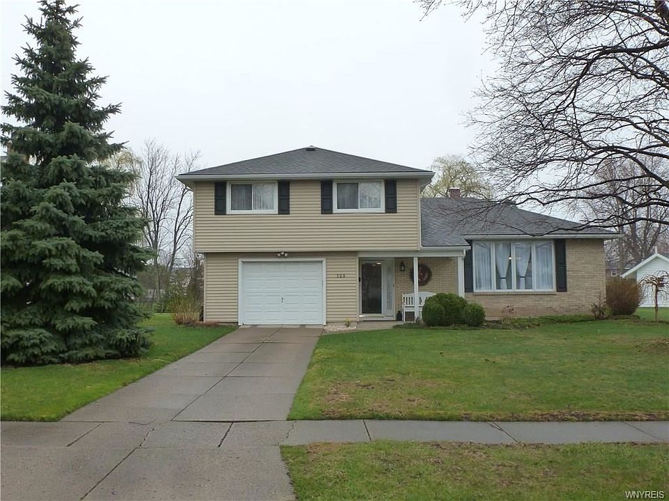 1st image of 125 Brooklane Dr