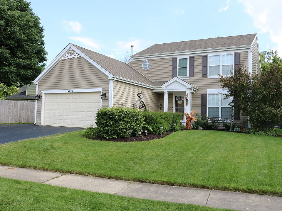 1st image of 2847 Forestview Dr