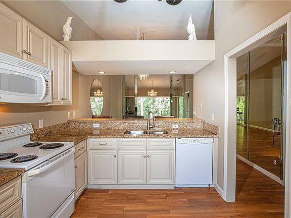 4th image of 2245 Hidden Lake Dr #3402