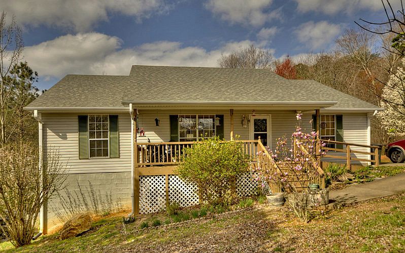 1st image of 127 Forestry Hills Dr