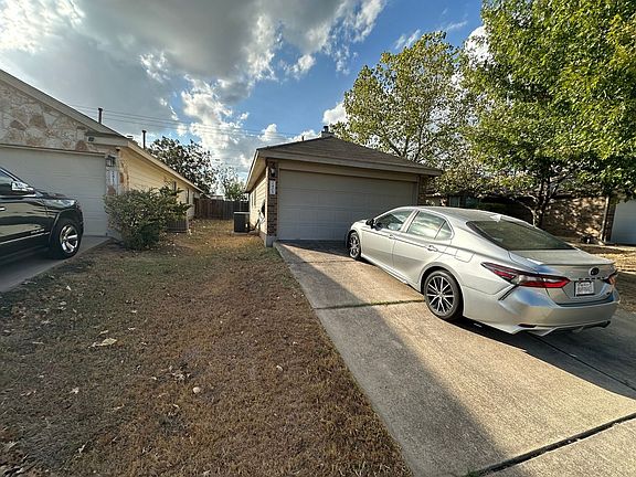 3rd image of 2408 Elara Dr