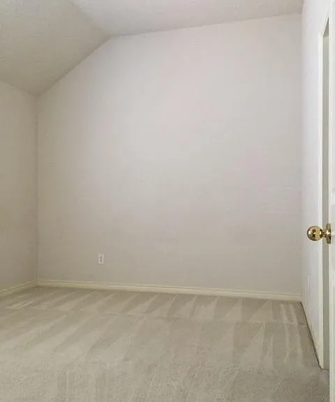 4408 Jenkins Dr — Photo 12