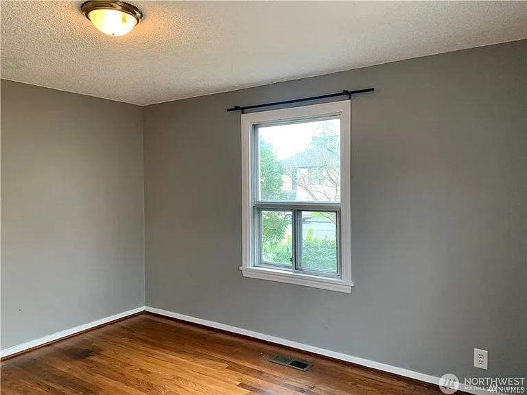 5230 S Dawson St — Photo 9