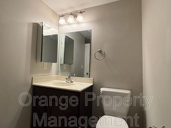4th image of 812 N 33rd St #3