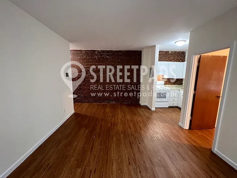 50 S Huntington Ave #12 — Photo 3