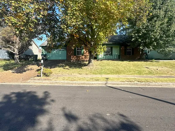 7490 Appling Estate Dr, Memphis, TN 38133
