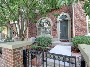 152 S Monroe St, Denver, CO 80209