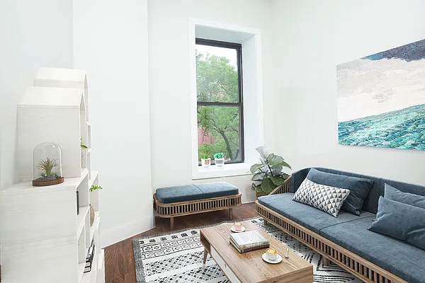 Rented by Bohemia Realty Group | media 8