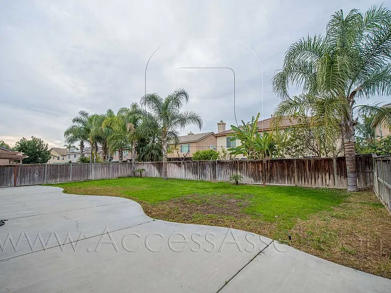 6303 Plum Ave — Photo 12