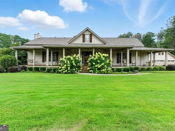 2304 Due West Rd, Dallas, GA 30157