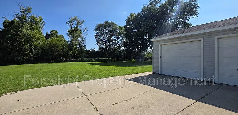 6470 Sherman Rd — Photo 14