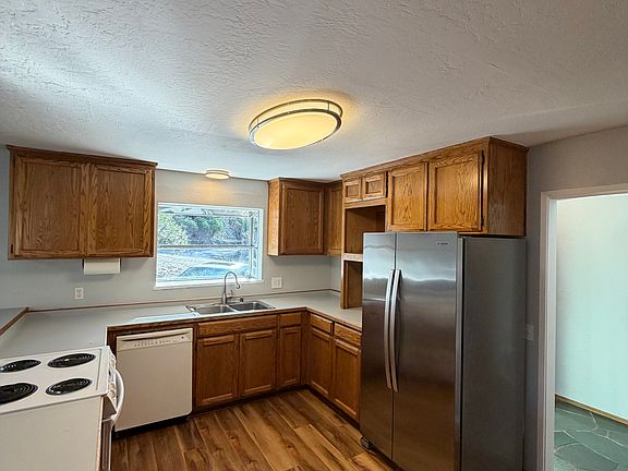 4th image of 2449 Giovanni Dr