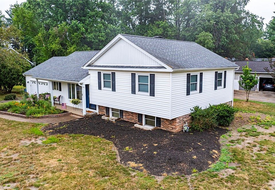 1st image of 4292 W Bend Dr