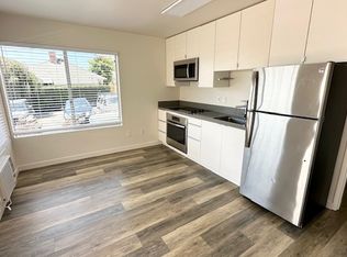 236 2nd St #4, Encinitas, CA 92024