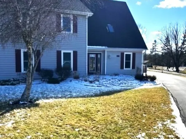 37 Janivar Dr, Ithaca, NY 14850