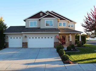 594 Satus St, Richland, WA 99352