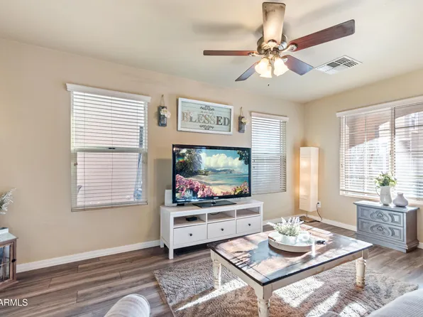 878 S HUISH Drive lot 105, Gilbert, AZ 85296