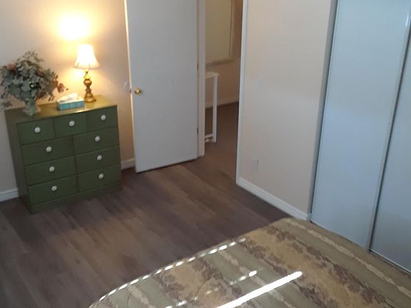4th image of 823 E Joan D Arc Ave