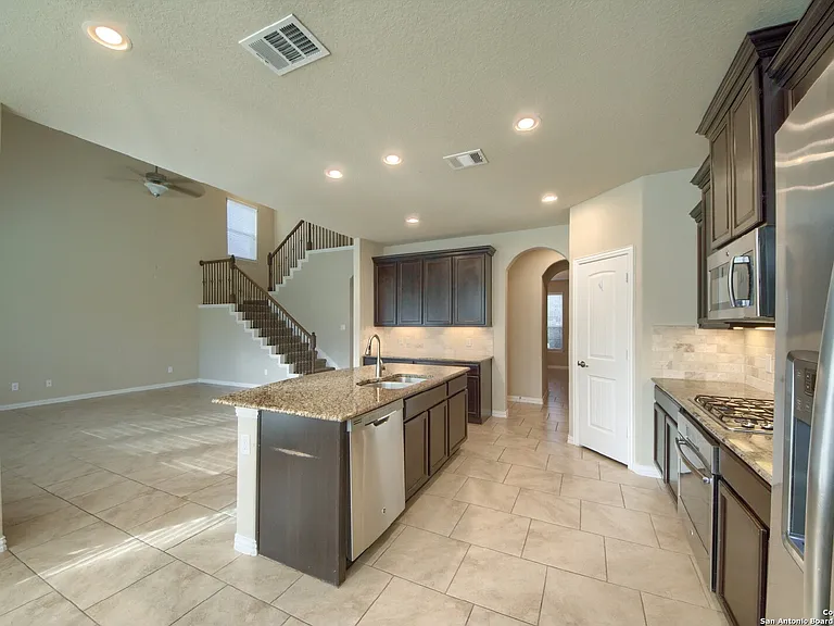 714 Raceland Rd — Photo 14