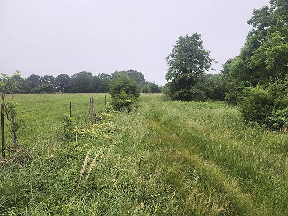 2nd image of 5853 Missouri 5