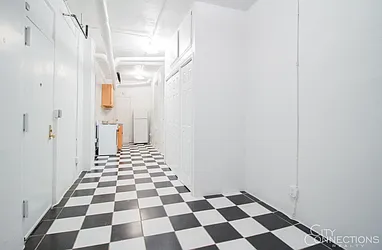 Rented by City Connections Realty