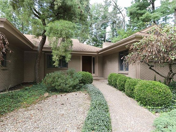 2nd image of 5805 Graves Lake Dr