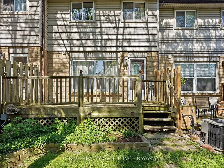 215 Commissioners Rd W #10 — Photo 28