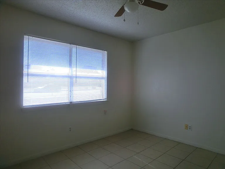 302 Sorrel Dr. — Photo 13