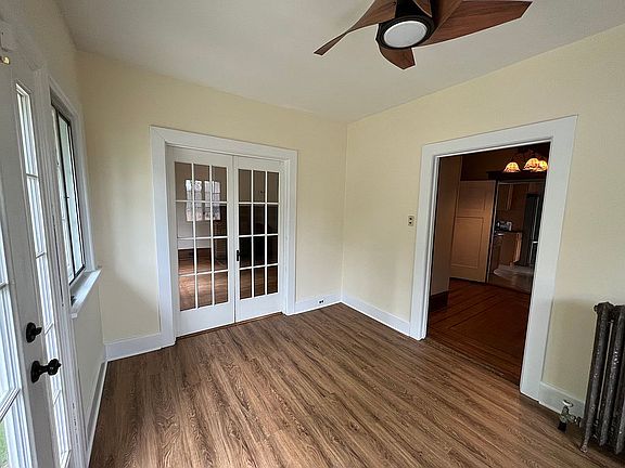 Front Entrance Sun Room
