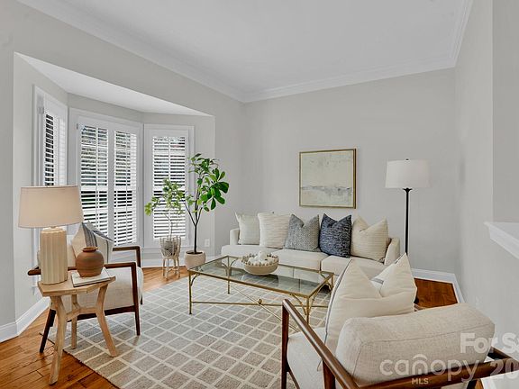 5th image of 10721 Jordan Rae Ln