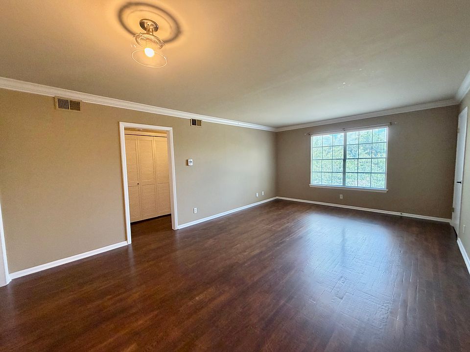Living area from kitchen / Notice there is more closet space in the hallway
